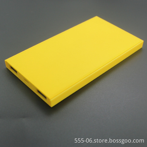 Flat Rectangle Design Plastic Case Promotional Products Free Logo Power Banks and USB Chargers